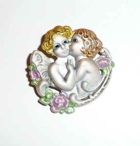 Adorable Cherubs Metal Shank Button Flowers 1-1/4"x1-1/4" Cherubs Hugging - Picture 1 of 5