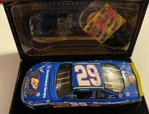 2002 #29 Kevin Harvick -LOONEY TUNES REMATCH- RCCA ELITE CAR 1/24th SCALE #4345 - Picture 1 of 7