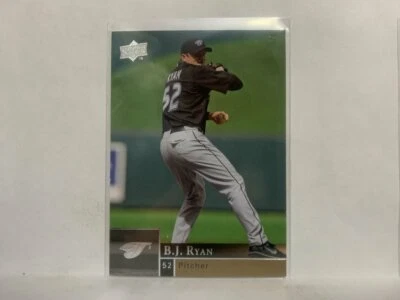 #390 B.J. Ryan Toronto Blue Jays 2009 Upper Deck Series 1 Baseball Card ND - Image 1 of 2