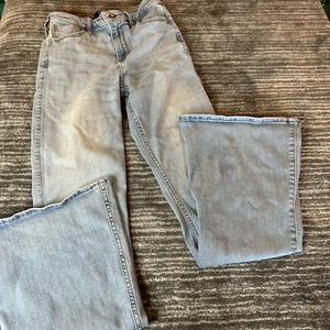 Hollister Jeans Womens 3R High Rise Flare Vintage Soft Stretch Light Denim - Picture 1 of 12