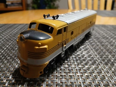 Locomotora diésel vintage escala HO TYCO Rio Grande FA unidad #551 Foto 1 de 4