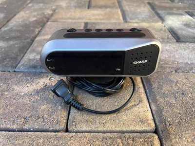 Sharp Digital Alarm Clock SPC100 - Image 1 of 4