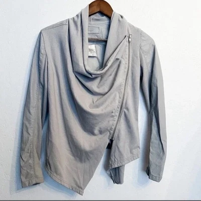 Chaqueta de moto de algodón de imitación de cuero en blanco de Nueva York con cremallera elástica XS​ Foto 1 de 4