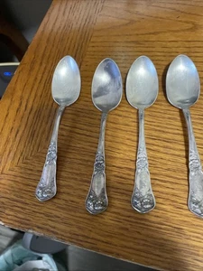 4 versilberte Löffel BRAUTROSE alias LaROSE 1911 Niagara~Oneida~Reliance Plate - Bild 1 von 4