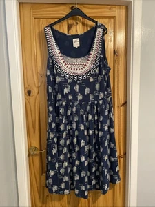 Ladies Mantaray Sleeveless Dress Size 20 - Picture 1 of 7