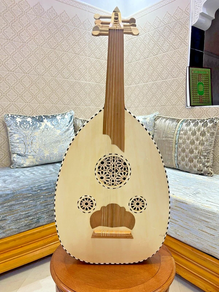 Instrumento musical de madera grande árabe vintage Al Oud islámico hecho a mano Foto 1 de 4