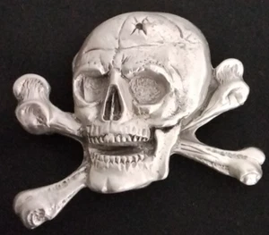 Vintage Belt Buckle Skull Crossbones Bikers Great American Buckle Co. 1981 - Picture 1 of 7