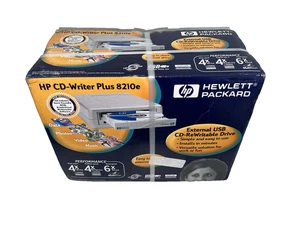 HP CD-Writer Plus 8210e New SEALED - Picture 1 of 12