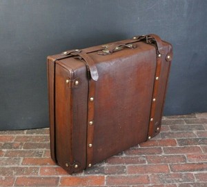 Las mejores ofertas en Maletas Vintage antiguo duro Accesorios de viaje sin  ruedas | eBay