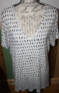 APT.9 T-Shirt Blouse Sz XXL ~ White & Black Birds Short Sleeve GUC Summer Top - Picture 1 of 7