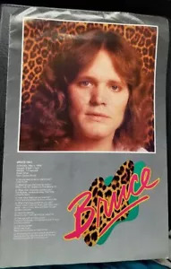 REO SPEEDWAGON - PÁGINA DE LIBRO DE GIRA 1979 VINTAGE FIRMADA DESPUÉS DEL ESPECTÁCULO POR BRUCE HALL - Imagen 1 de 1