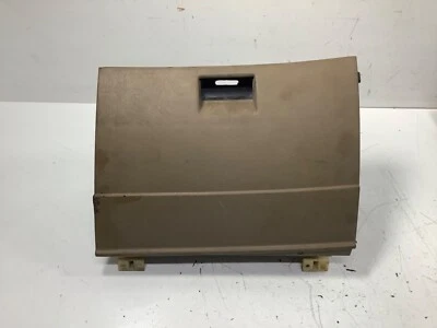 Guantera Honda Prelude 79-80 beige OEM Foto 1 de 4