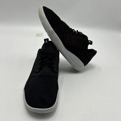Zapatillas de baloncesto Nike Air Jordan Eclipse negras y rojas para hombre talla 9,5 Foto 1 de 4