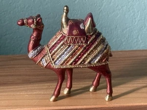 Hand Painted Camel Figurine resin Red Gold Silver Decor Middle Eastern Style 4.5 - Picture 1 of 8