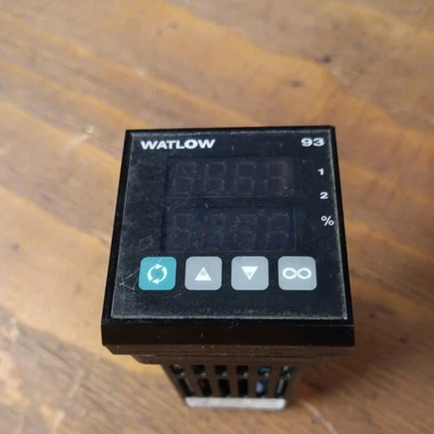 Watlow 93 93AA-1CA0-00RG Temperature Controller used,  from a working machine  - Image 1 of 4