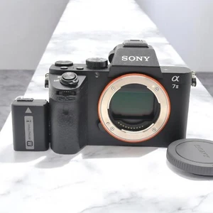 Cámara digital Sony Alpha a7 II sin espejo 24,3 MP Japón - Imagen 1 de 3