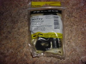 PEXLOCK reducing tee, 1" X 3/4" x 3/4", with clamps, part #30777, New - Picture 1 of 2