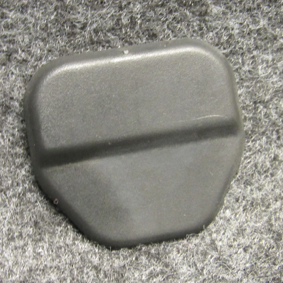 1993-1997 Volvo 850 Front Door Handle Inner Trim Screw Cover Conceal Black 63881 - Image 1 of 3