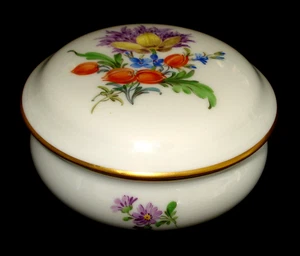 Vintage Meissen Lidded Trinket Box Porcelain Floral with Gold Trim # 469/118 - Picture 1 of 7