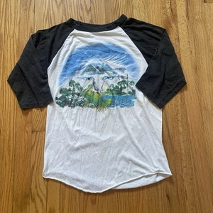Vintage 1983 Asia Invasian T-Shirt Size Large Rock Band Concert Tour Graphic - Picture 1 of 9