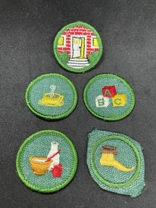 Lotto di cinque toppe girl scout vintage anni 50 - Foto 1 di 5