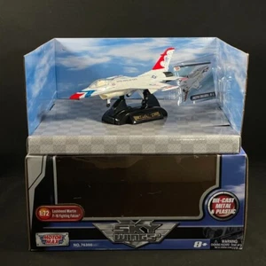 Lockheed Martin F-16 Fighting Falcon/Motormax Sky Wings Maßstab 1:72 Luftwaffe MIB - Bild 1 von 9