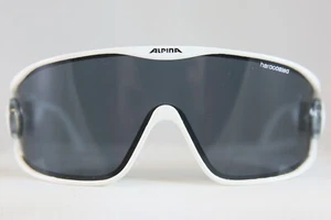 OCCHIALI DA SOLE VINTAGE USATI ALPINA SWING RARI BIANCHI RIVESTITI RIGIDI MADE IN GERMANY - Foto 1 di 9