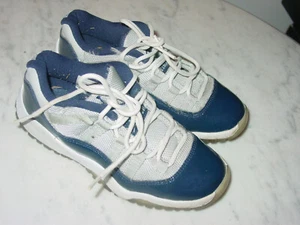 2014 Nike Air Jordan Retro 11 "Georgetown" Grey Mist/Navy Low Shoes! Size 13C - Picture 1 of 12