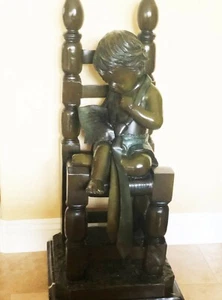 NEU SIGNIERT KIND LIEST GRÜNE PETINA BRONZE STATUE - Bild 1 von 8