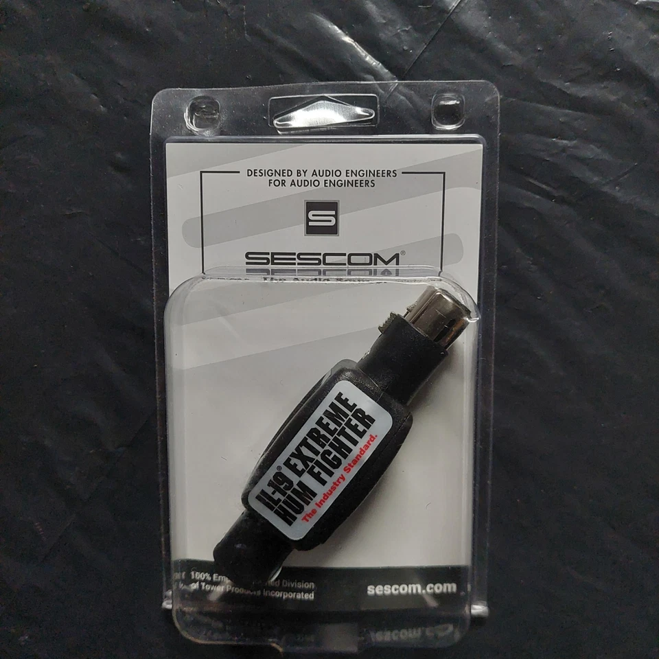 Sescom IL-19 Extreme Hum Fighter - Image 1 of 2