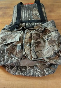 Realtree Men XS Camo Vest with Padded Seat for Turkey Hunting. Adjustable. - Picture 1 of 12