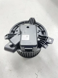 17-20 Model 3 Electronic Heat AC Climate Control Blower Motor Assembly OEM - Foto 1 di 9