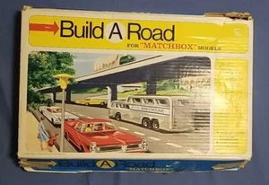 Vintage Build A Road BR-1 For Matchbox Model Cars 1967 Incomplete Original box - Picture 1 of 23