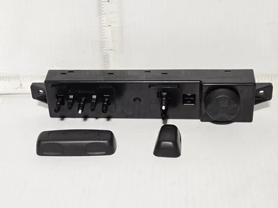 Interruptor de control del asiento del lado del conductor delantero izquierdo OEM 2016-2018 Hyundai Santa Fe  Foto 1 de 4