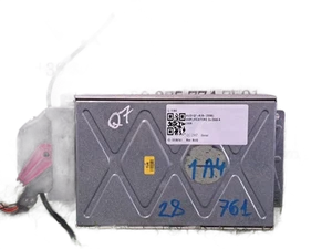 AMPLIFICATORE AUTORADIO PER AUDI Q7 Serie (4LB) BUG (05>15) - Foto 1 di 6