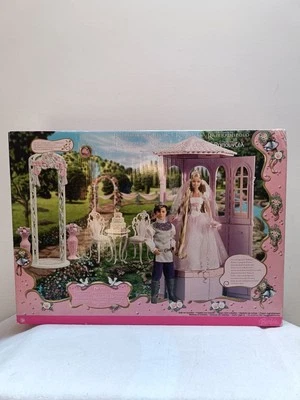 BARBIE Rapunzel's Wedding Nozze Di Raperonzolo Vintage Doll Playset Mattel 2006 - Immagine 1 di 4