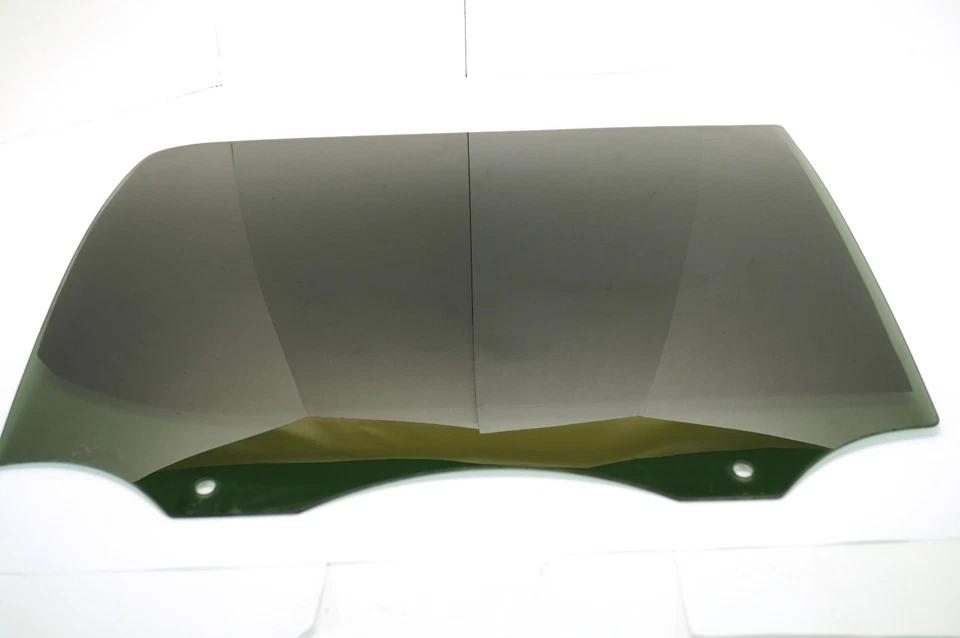 🔅2015-22:Ford F-150, 17-22: F-250-550, 20-22: F-600 Rear pass-r side door glass - Image 1 of 4