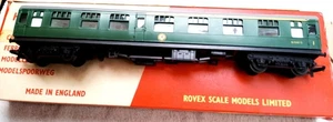 HORNBY R622 SR GREEN COMPOSITE COACH 00 MODEL BOXED TOP CONDITION - Bild 1 von 7