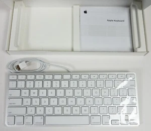 Apple Magic Keyboard A1242 SMALLEST WIRED MODEL - NEW / SEALED / BOXED - Picture 1 of 3