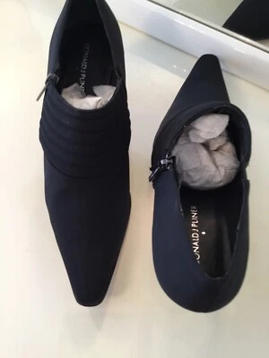 donald pliner black leather italianmade, kitten ankle booties, side zipper, leat - Image 1 of 4