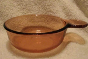 Corning~Vision~Grab It & Go Amber Colored Dish~Handle~V-150-B~USA~No Lid - Picture 1 of 8