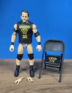 Mattel WWE Elite Series 72 Roderick Strong Complete - Picture 1 of 2
