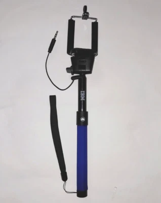 Selfie Stick Extendable Handheld Black Monopod Camera Pole iPhone Samsung HTC LG - Image 1 of 4