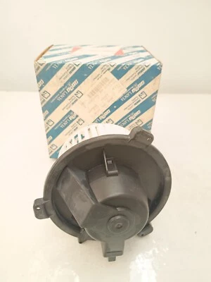MOTORINO ELETTRICO VENTOLA INTERNA FIAT PUNTO LANCIA Y R.O. 46721251 - Immagine 1 di 2