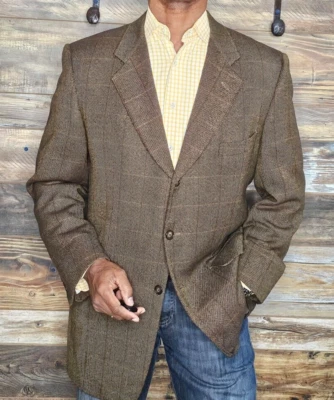 Blazer Corneliani feito na Itália lã cashmere janela ventilação dupla 42L - Imagem 1 de 4