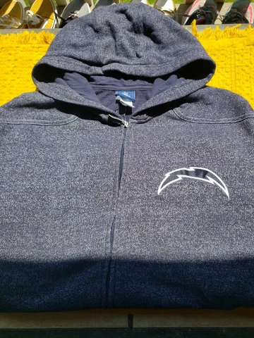 Reebok on the field  San Diego Chargers zip Up Hoodie sweater size XL Cover