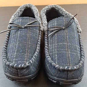 New Men's 10 Slippers Black Plaid Mem Foam Moccasin Casual House Slip-on Outdoor - Picture 1 of 8