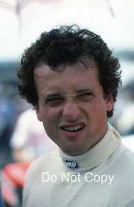 MAURO BALDI PORTRAIT 35MM SLIDE BRITISH GP 1983 SILVERSTONE PITS - Picture 1 of 1