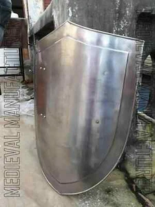 Medieval heater shield SCA LARP WASTER 18ga Battle Armor Shield - Picture 1 of 3