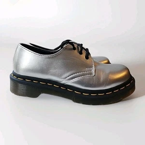 Dr. Martens Mujer US 5 Oxford Gris/Plateado Cuero AW004  - Imagen 1 de 6